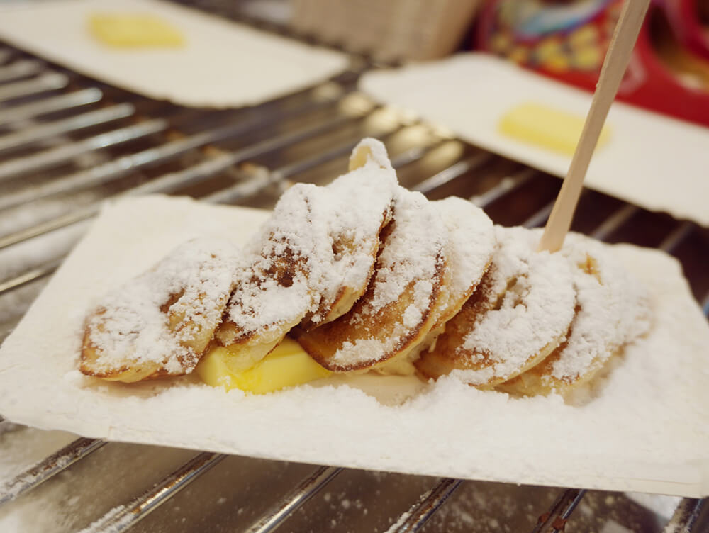 オランダ王国 たこ焼きにそっくりなオランダ伝統菓子 「ポッフェルチェ」