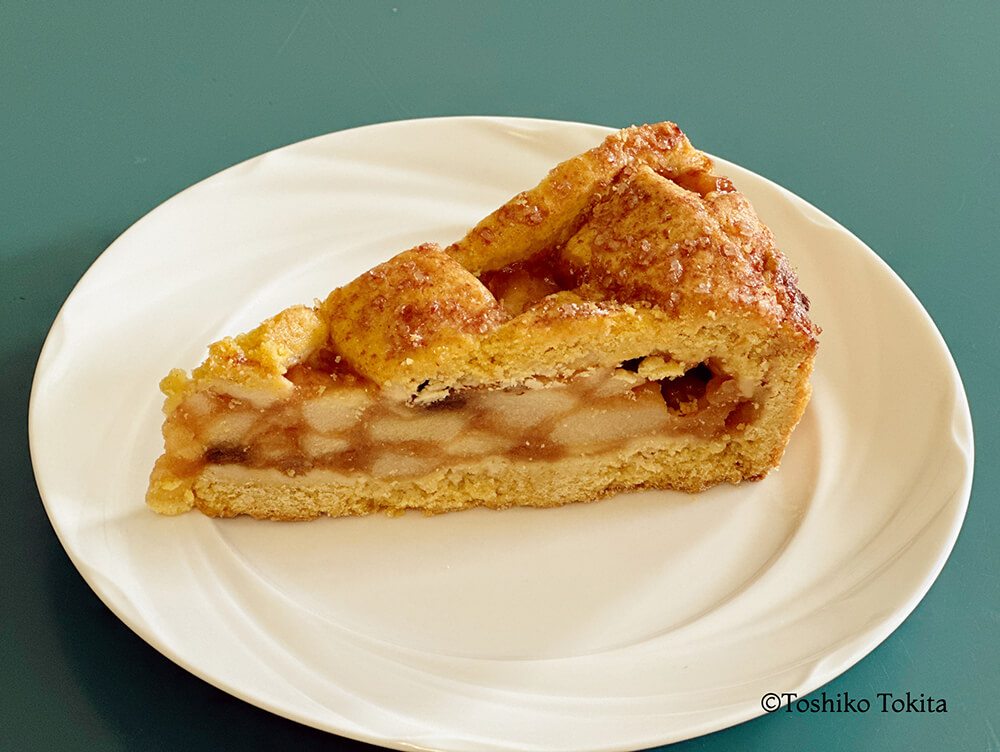 りんごそのものの甘さが引き立つ、優しい味わい