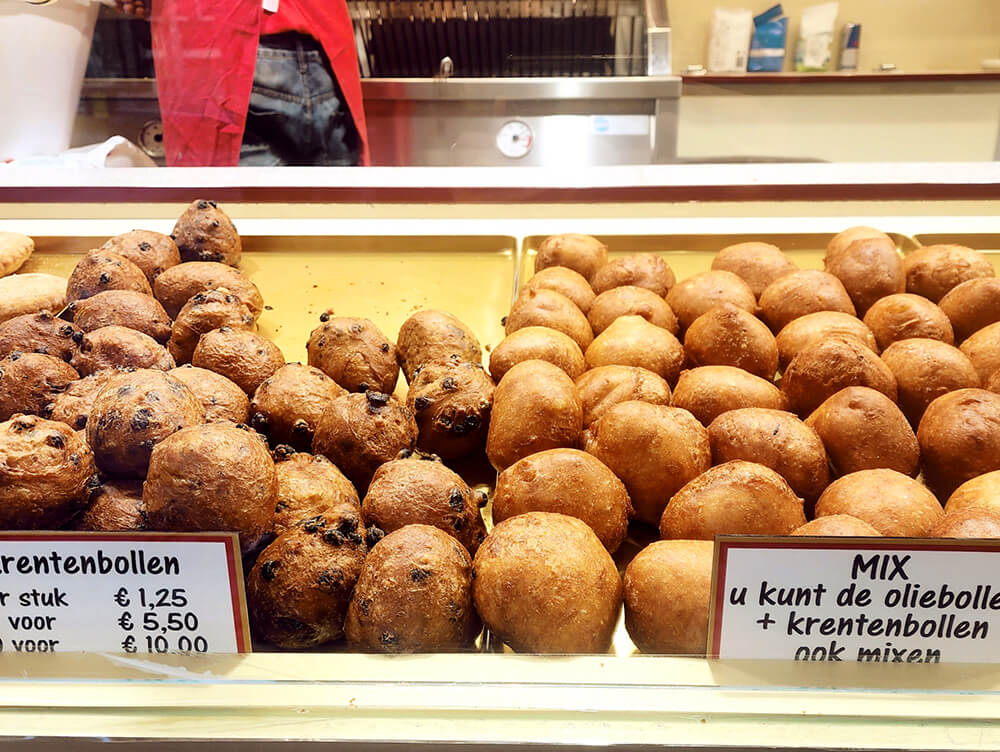 たくさんのオリボーレンが並ぶショーケース