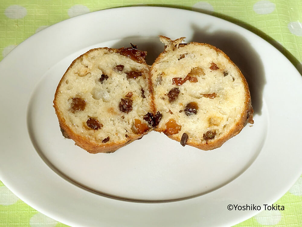 中にもレーズンがたくさん入っていました